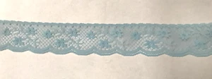 35mm WIDE : BABY BLUE POLYESTER SCALLOP EDGE LACE TRIM : 10 METRES : #STL10 - Imagen 1 de 3