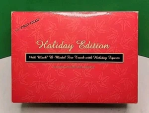 2005 First Gear Holiday Edition 1960 Mack B Model Fire Truck & Holiday Figures. - Picture 1 of 6