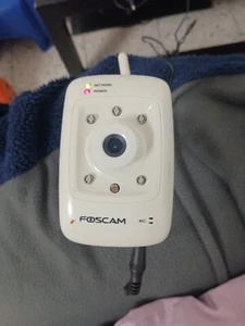 Foscam Model F18909W Wireless IP Security Camera Surveillance White๐ฅ๐ฅ๐ฅ๐ฅ๐ฅ๐ฅ - Picture 1 of 7