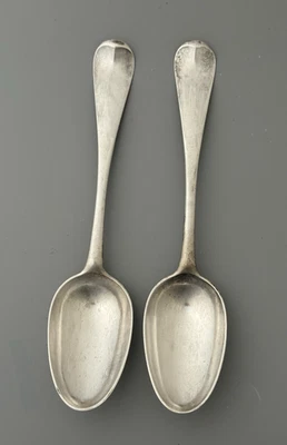 Par de cucharas de plata para monedas americanas de JOHN GIBBS Providence, RI c1775 Foto 1 de 4