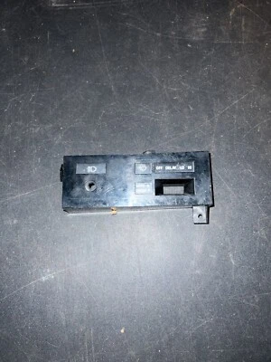 Bisel interruptor de faros y limpiaparabrisas para camioneta Dodge 1981-1987 con retardo Mopar 82 83 84 Foto 1 de 4