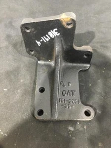 Caterpillar 3126 Mount OEM Part 151-3251-00 - Picture 1 of 4