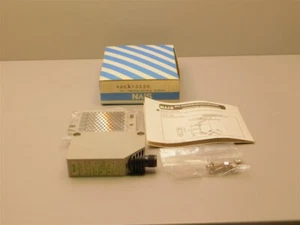 Matsushita NAIS AKA13520 Retroreflective Photoelectric Sensor 12-24VDC - Picture 1 of 5