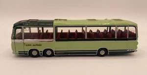 CORGI BEDFORD VAL KING ALBERT COACHES EXCURSION 1:76 MADE IN UK - Picture 1 of 7