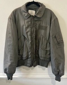 Military CWU-45/P Flyers Fliegerjacke Bomber Salbeigrün Large (42-44) - Bild 1 von 3