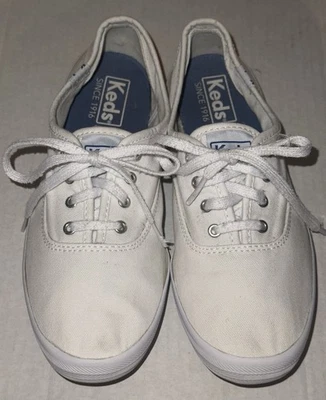 Y2K Keds Women's Classic White 6 1/2 Canvas Sneakers Retro ‘90 Preppy - Image 1 of 4