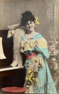 RPPC Pretty Lady at Piano with Daisies Colored Antique Real Photo Postcard 1909 - Picture 1 of 6