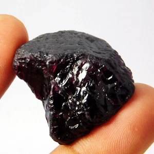 Piedra preciosa suelta áspera Birmania Painita roja natural muy rara 150 quilates sin tratar - Imagen 1 de 4