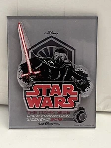 Disney Star Wars The Dark Side Magnetic Half Marathon 2018 Run Disney Exclusive - Picture 1 of 6