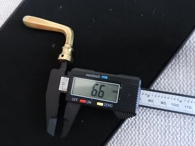 Ancienne poignée de porte BEC DE CANNE laiton serrure clenche bouton de fenêtre - Photo 1/4