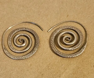 925 Sterling Silver Textured Swirl Spiral Hoop Earrings - Picture 1 of 5