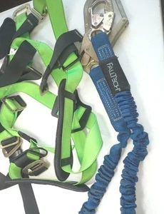 UP Gear Gurtzeug und Fall Tech Schutz Gummispur für Sicherheitsarbeiten usw. - Bild 1 von 4