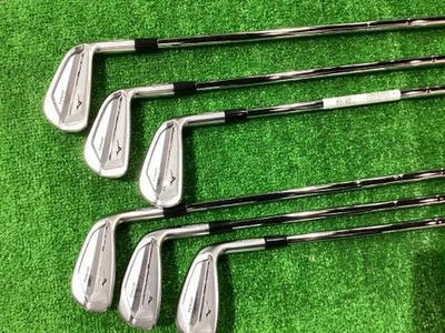 Mizuno JPX 921 TOUR Iron Set 5-9,Pw 6pc Flex Stiff Dynamic Gold 120 Steel - Image 1 of 4