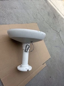 Hikvision PC-G1 Anhängerkappe für DS-2CD6D54FWD-IZHS Kamera weiß gebraucht - Bild 1 von 11