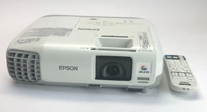 Epson PowerLite 99W (H578A) HDMI WXGA 3LCD Home Cinema Projector Under 1200 Hrs. - Afbeelding 1 van 7