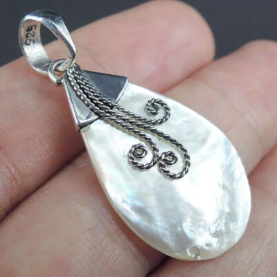 Gioielli pendenti in argento sterling 925 con piccola madreperla a goccia,... - Immagine 1 di 4