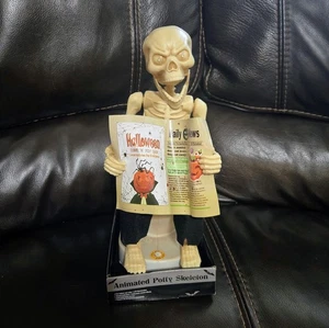 Haunted Hollow Animiertes Töpfchen Skelett Dekor Musikalisch Leuchten Furzen Skelett - Bild 1 von 8