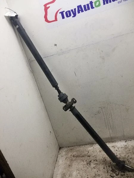 01-05 TOYOTA RAV4 2.0L FWD AT REAR DRIVE SHAFT ASSEMBLY  - Image 1 of 4