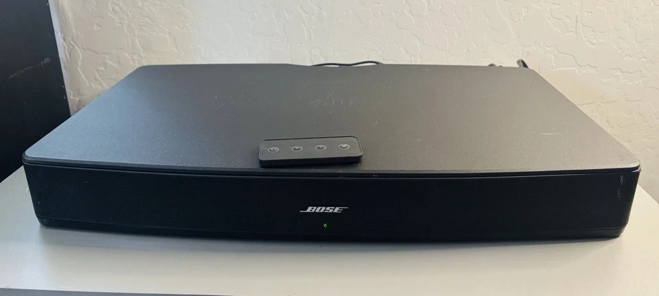 Sistema de som Bose Solo TV 410376 com cabo de alimentação remoto testado funcionando - Imagem 1 de 4