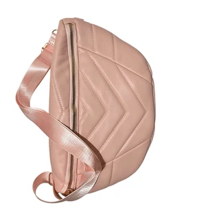 New XL Quilted Chevron Waist bag Fanny Pack Blush Pink unisex vegan leather - Picture 1 of 4