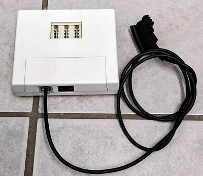 Original DSL Splitter T-Home Telekom/Siemens S50010-D1044-A1-V1 - Bild 1 von 2