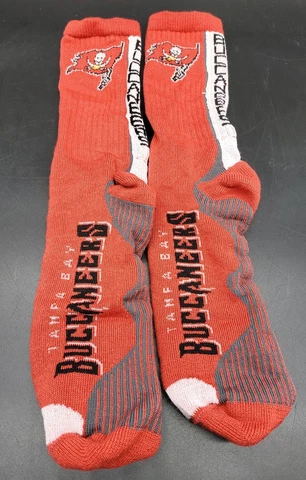 NFL Tampa Bay Buccaneers Crew Socks Large 10-13 New Cover