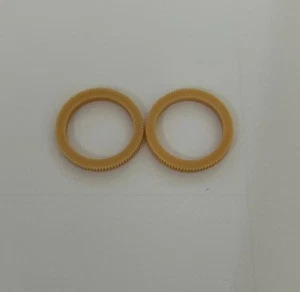 2 Tomy Trackmaster Thomas train PLARAIL rubber traction tyre tire Takara AU NEW - Picture 1 of 4