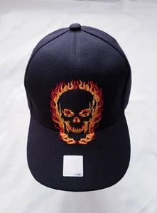 Totenkopf Mütze/ Cap, schwarz mit gesticktem Totenkopf One Size - Bild 1 von 8