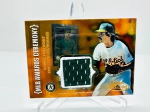 2002 Topps Gold Label MLB Awards Ceremony Dennis Eckersley Class 1 Gold - Picture 1 of 2