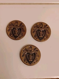 3 botones metálicos vintage de caballero Casa De León con castillo de dos agujeros - Imagen 1 de 4