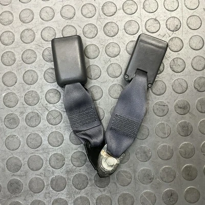 Nissan Altima 2014-2018 trasero centro duelo cinturón de seguridad hebilla lengüeta OEM Foto 1 de 4