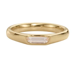 0.20ct Minimalist Step cut Half Moon Band Lab Grown Diamond 18k Yellow Gold ring - Foto 1 di 9