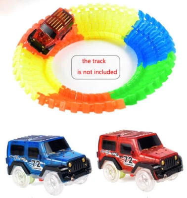 Magic Tracks Leuchtend im Dunkeln 5-LED Leucht-Rennwagen Rennstrecken Spielzeug. - Bild 1 von 4