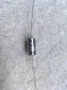 4.7 ufd axial non polar capacitor 100 volt paccom Bag of five NOS - Picture 1 of 2