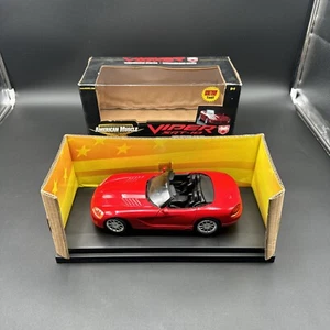 DAMAGED American Muscle Dodge Viper SRT-10 1/18 READ - Picture 1 of 8