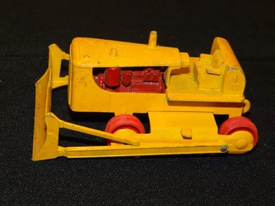 1960's Matchbox LESNEY KING SIZE No. 3 D9 Caterpillar Tractor (no treads)~ NICE! - Image 1 of 4
