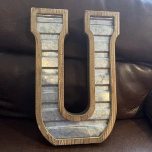 Hobby Lobby Wooden Letter U Wall Home House Decor Craft - Picture 1 of 5