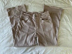 Pantalones acampanados elásticos American Eagle | Rosa rubor | Talla 12 regular | tiro alto - Imagen 1 de 9