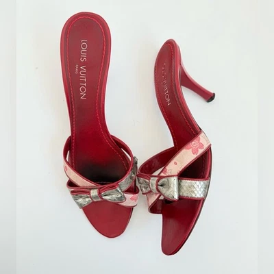 Louis Vuitton Vintage Rojo Rosa Flor de Cerezo Monograma Takashi Murukami Mules 41 Foto 1 de 4