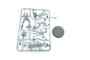 Royal Warden [x1] Necrons [Warhammer 40K] On Sprue - Picture 1 of 2