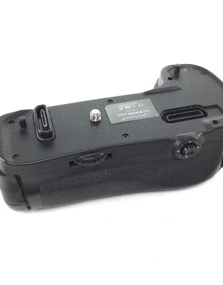 Empuñadura eléctrica Promaster 9217 - D500 para cámara Nikon D500 DSLR Foto 1 de 2