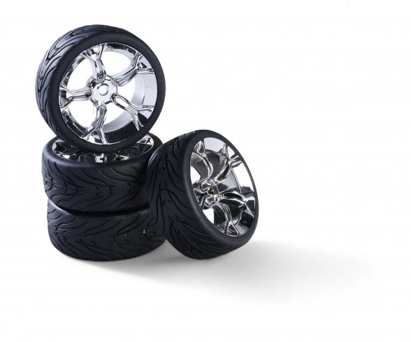 Carson 500900195 - 1:10 Räderset Y-Design4 (4) chrom - Neu - Bild 1 von 1