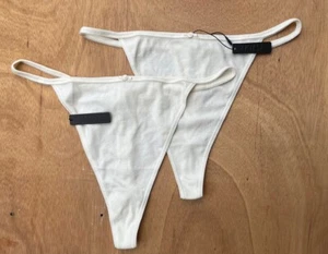 2 Pares SKIMS XL Logo Pointelle Tanga Hueso PN-THG-0192 NUEVO SIN ETIQUETAS - Imagen 1 de 10