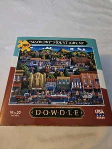 Dowdle Puzzle "Mayberry" Mount Airy, NC 300 Teile Volkskunst - Bild 1 von 3