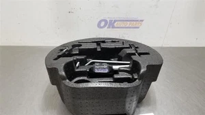 17 2017 MASERATI GHIBLI OEM JACK AND FOAM INSERT - Picture 1 of 12