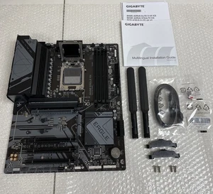 GIGABYTE B650 Eagle AX AM5 AMD ATX DDR5 WIFI 6E scheda madre - Foto 1 di 12