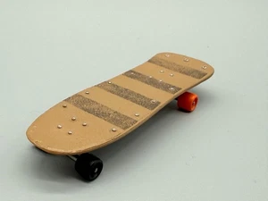 SEWER CRUISE SKATEBOARD NECA 1990 Mutant Ninja Turtles from Accessory Set TMNT - Picture 1 of 6