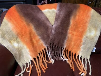 Suave Acogedor Beige/Naranja/Marrón Poli Chal Envolvente Flecos Elegante 6’ X 19” Invierno Nuevo Foto 1 de 4