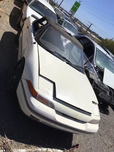 WRECKING 1990 ford Capri twin cam manual - Picture 1 of 4
