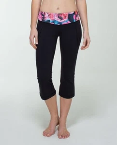 Lululemon Gather & Crow Crop *Full-On Luon” Size 4 Black / Secret Garden - Picture 1 of 5